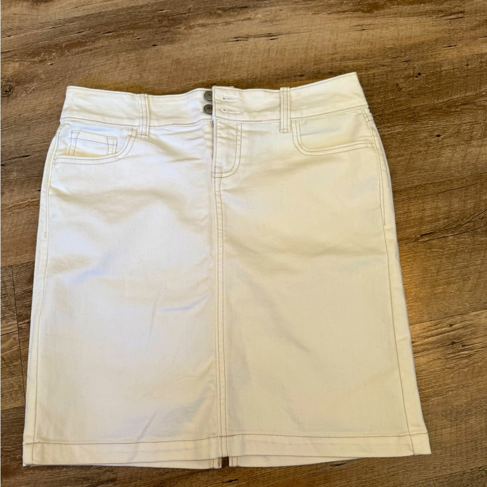 Old navy white skirt